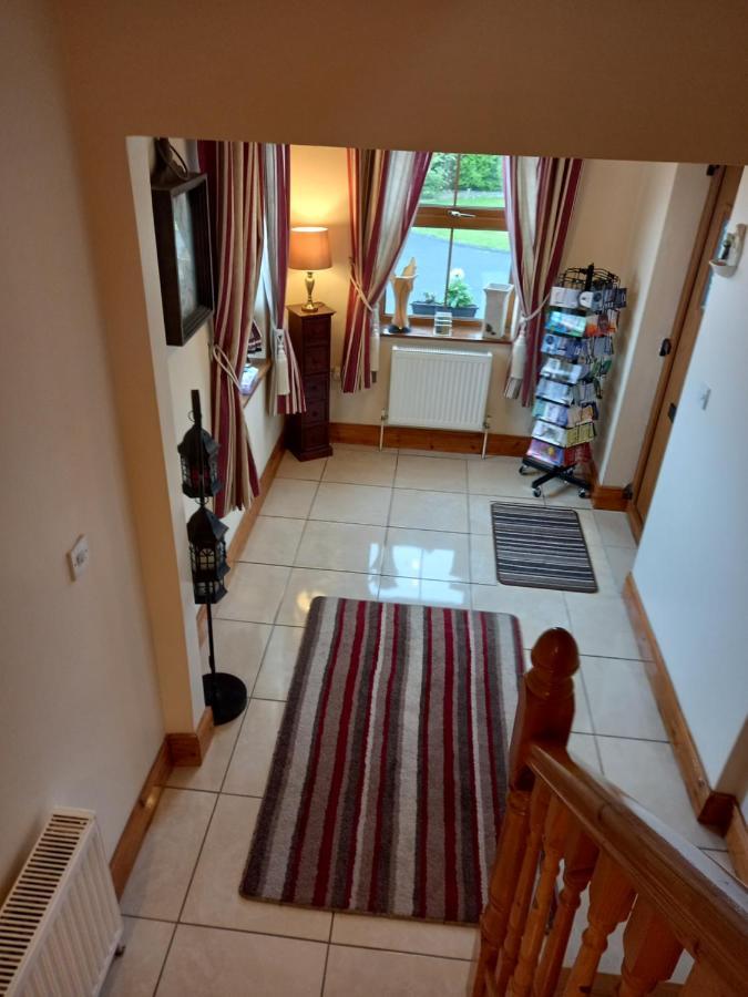 A New U Country Cottage Clynacartan Extérieur photo